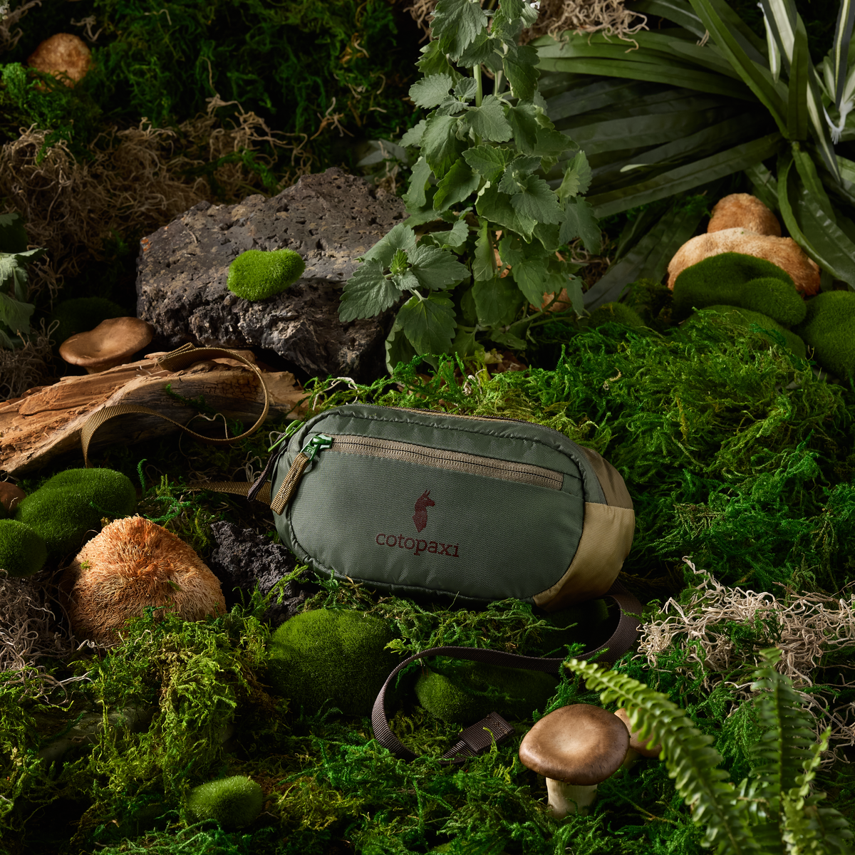 Kapai 1.5L Hip Pack - Del Día Monochrome - Image 16