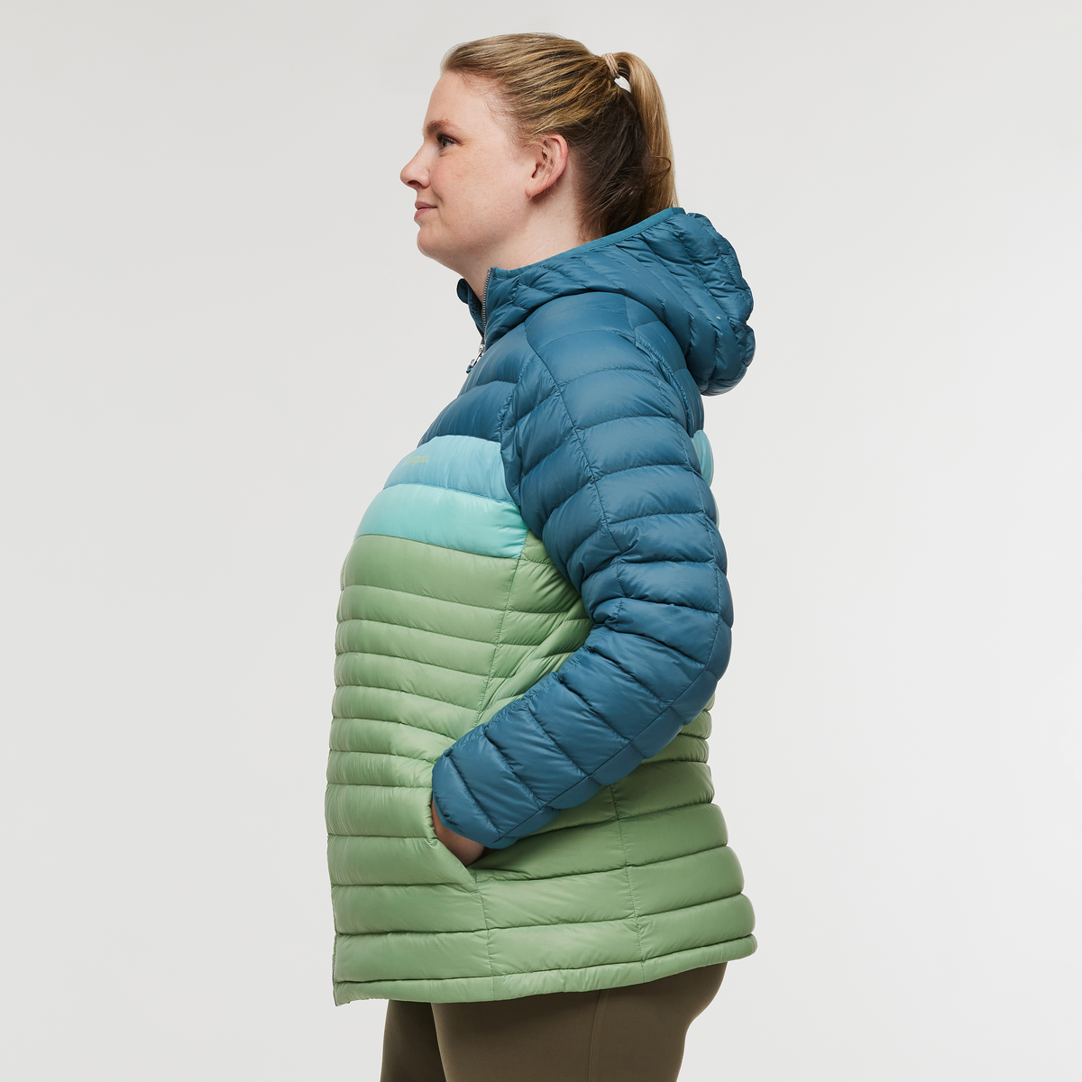 Fuego Hooded Down Jacket - Women's - Image 40
