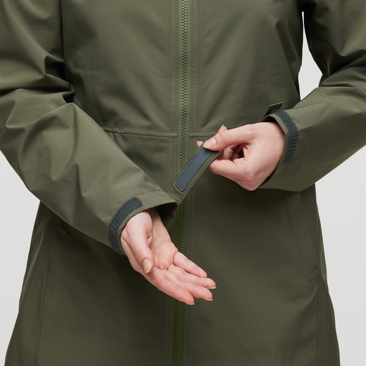 Cielo Rain Trench - Women's - Image 37